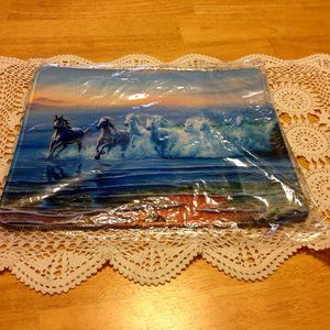 Mousepad With Beautiful Running Horses mouse pad / gaming pad, new